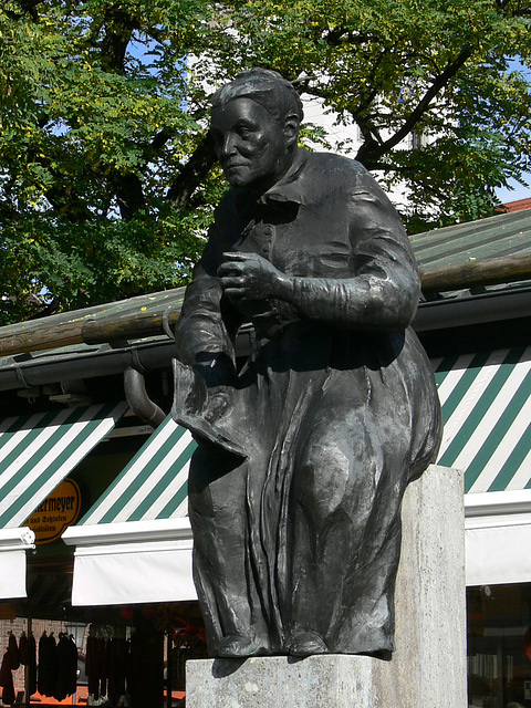 Viktualienmarkt München - Elise-Aulinger-Brunnen