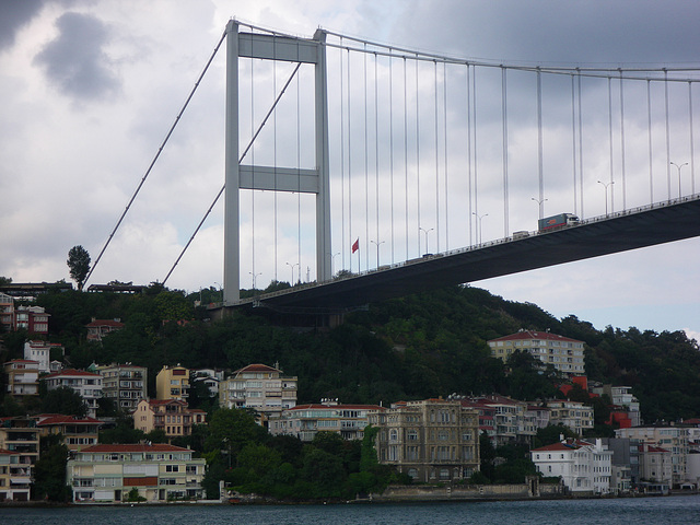 Deuxième pont, 2