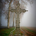 Croix dans la brume