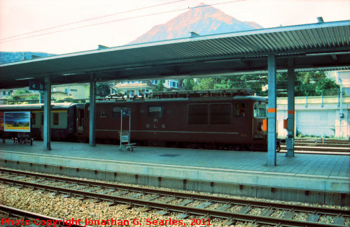 Old BLS Train, Picture 1, Edited Version, Spiez Bahnhof, Spiez, Frutigen-Niedersimmental, Switzerland, 2011