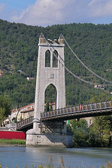 Une pile du pont