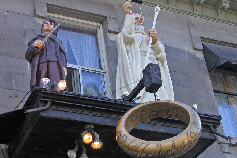 Magic Ring Shop – St-Denis Street, Montreal