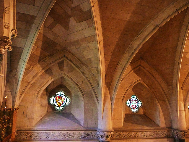 hatherop 1855 s.chapel vault