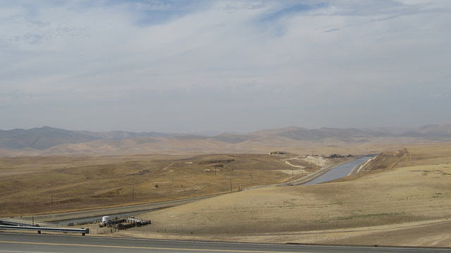 Central Valley California Aqueduct 1450a