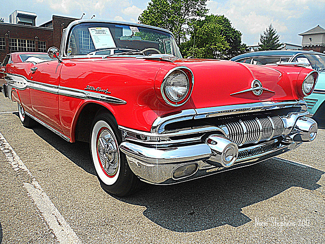 1957 Pontiac Star Chief