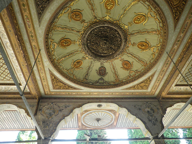 Plafond de la deuxième porte