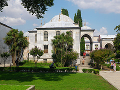 Bibliothèque d'Ahmet III, extérieur