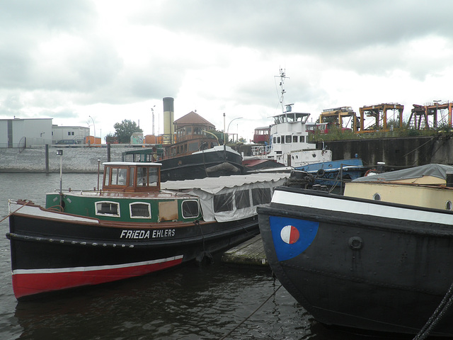 Schiffe im Museumshafen