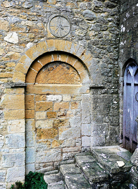 saintbury c11 north door