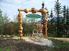 Day 14: Iditarod Stage start Commemorative Arch at the Hotel