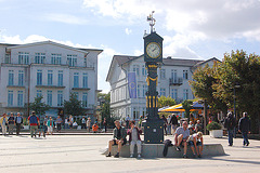 placo en Ahlbeck, horloĝo