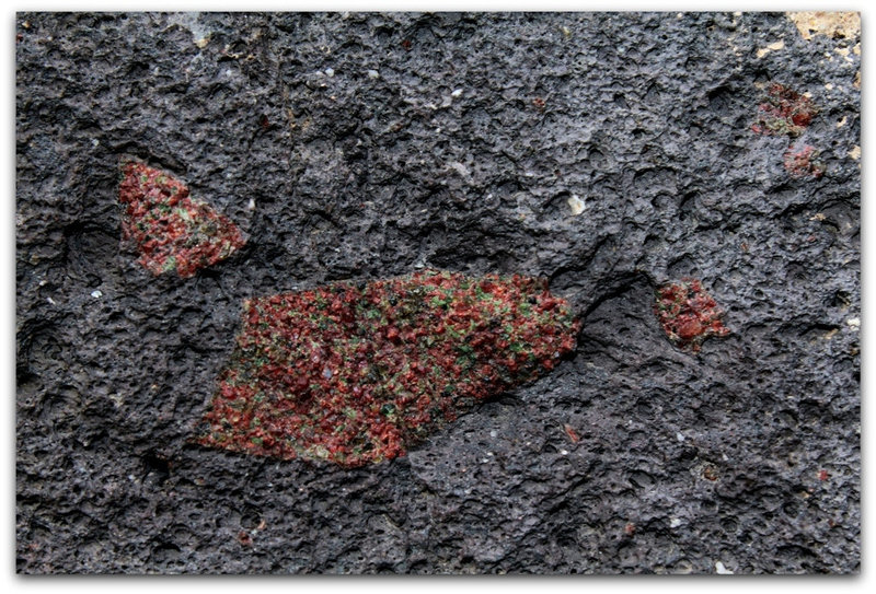Péridot-olivine altéré