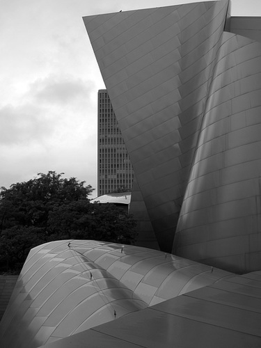 Disney Hall (08-48-48)