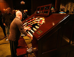 Nethercutt Collection - Wurlitzer Organ (9025)