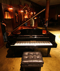 Nethercutt Collection - 96-key Piano (9044)