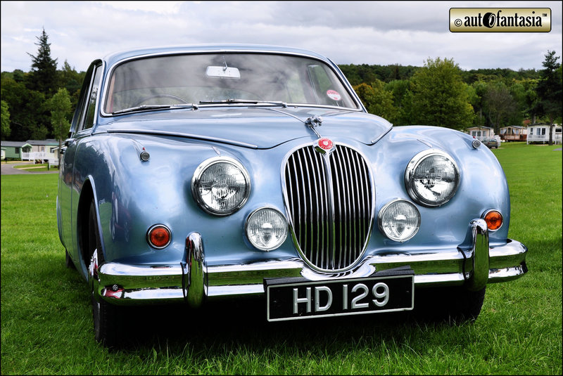 1962 Jaguar MkII - HD 129
