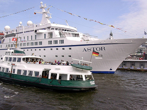 ASTOR und Hafenrundfahrt