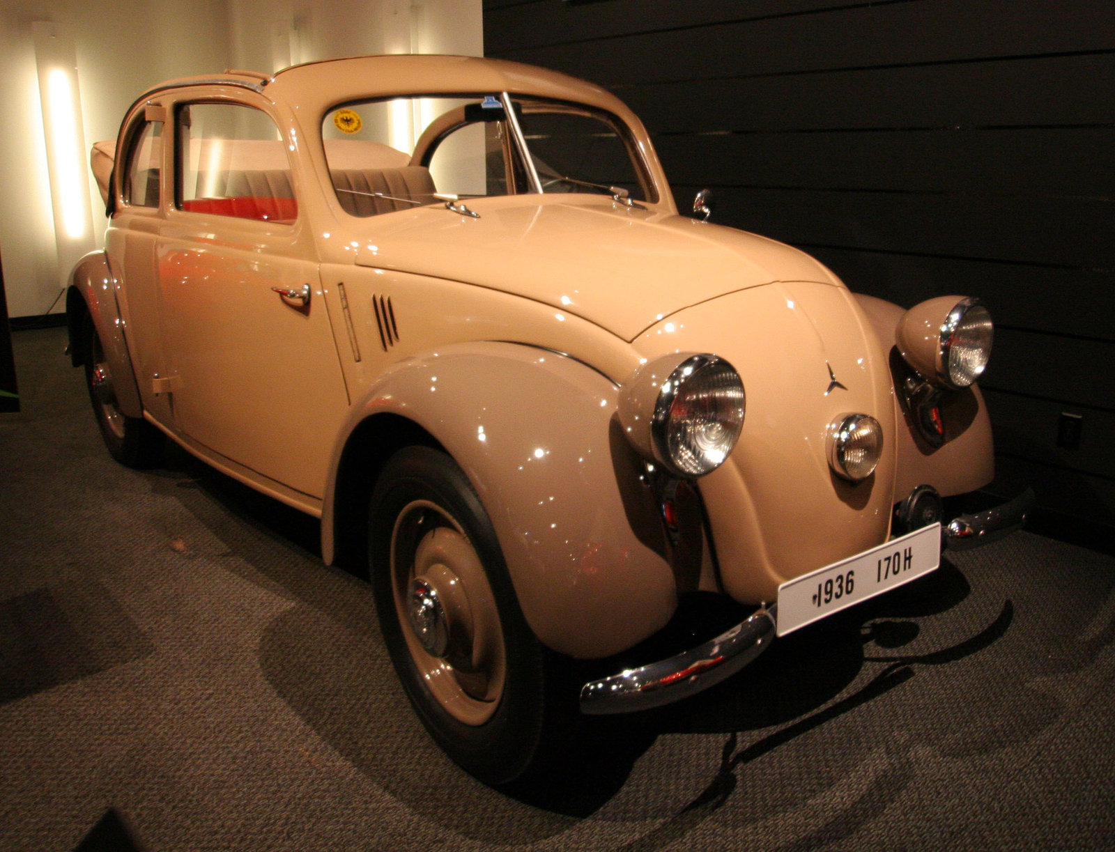 1938 Mercedes 170H - Petersen Automotive Museum (8166)