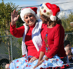 DHS Holiday Parade 2012 - Mayor Parks & Councilmember Pye (7788)