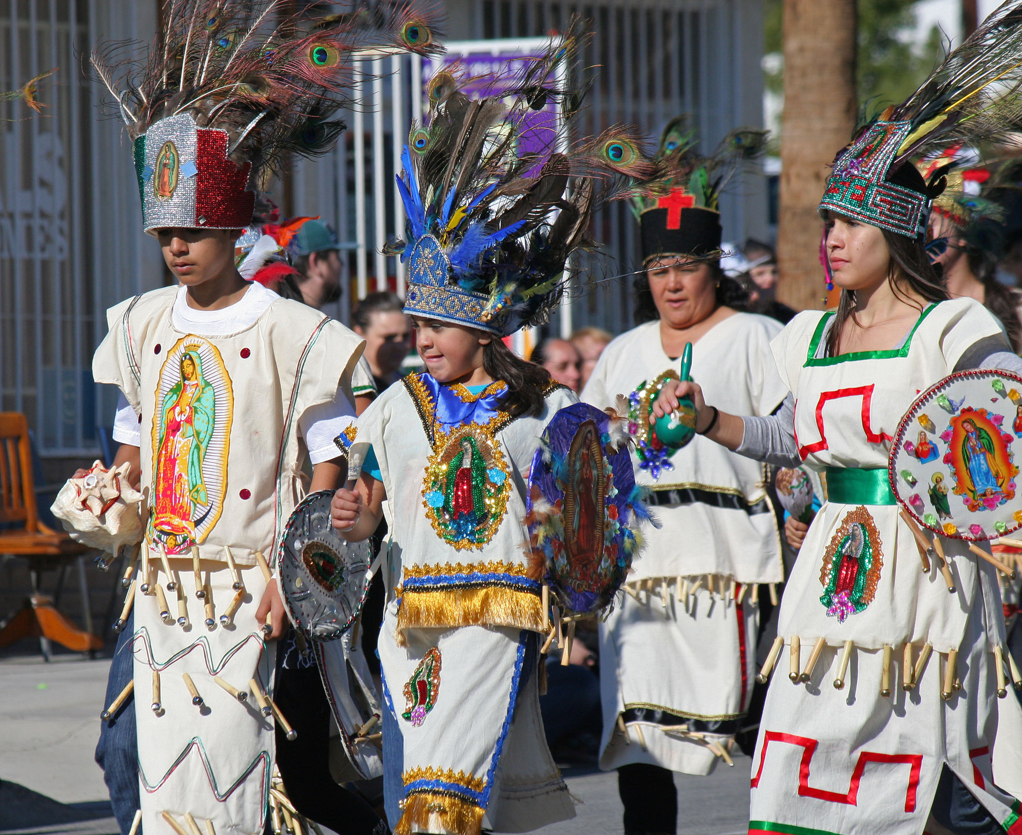 DHS Holiday Parade 2012 - St Elizabeth of Hungary Roman Catholic Church (7848)