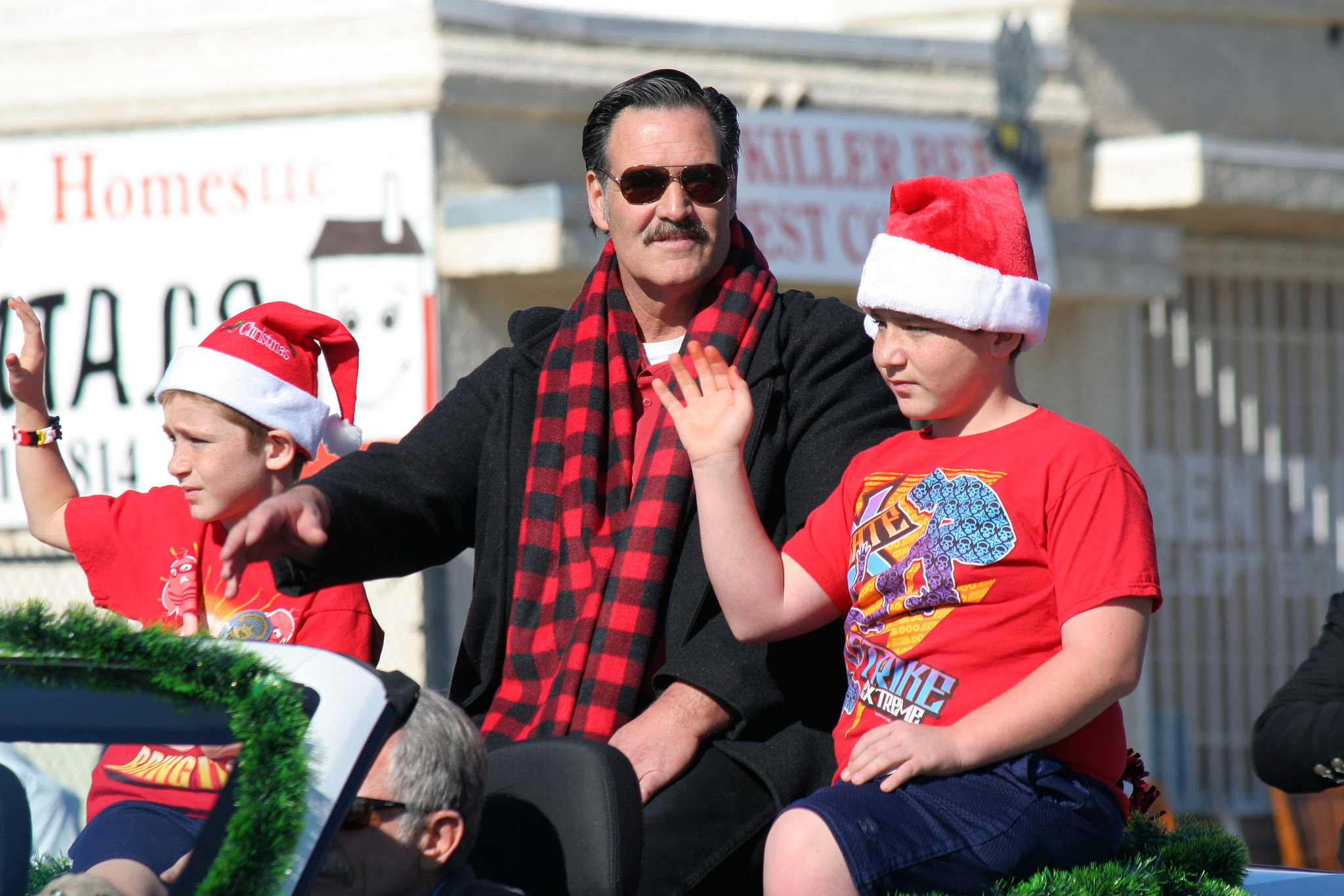 DHS Holiday Parade 2012 - Councilmember Betts (7792