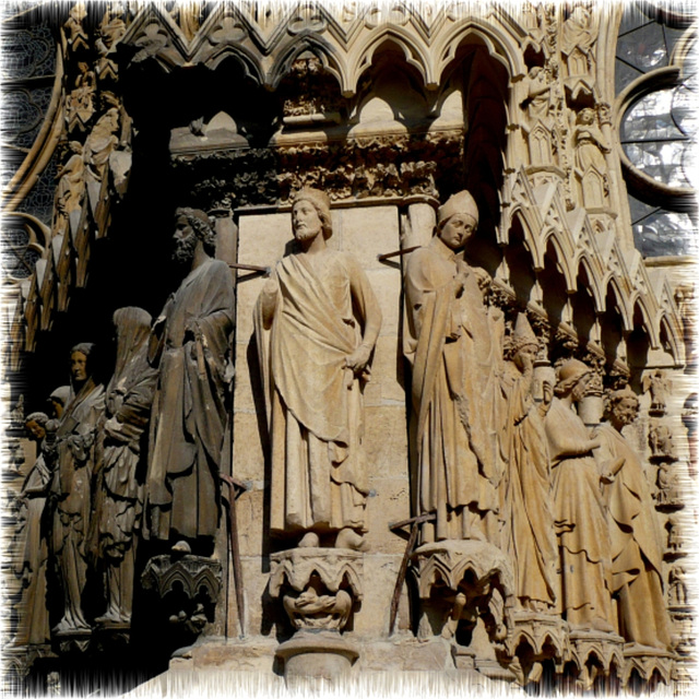 Reims -Fronton de la Cathédrale