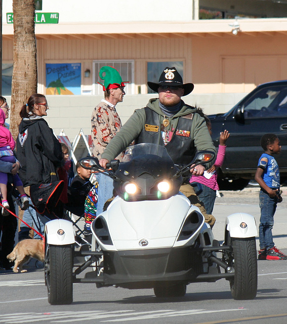 DHS Holiday Parade 2012 (7860)