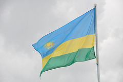 Ruanda flago ĉe la Reĝa Palaco en Nyanza