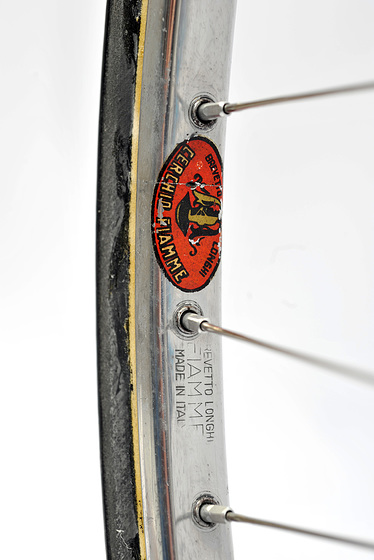 Fiamme Red Label sprint wheel from the early 1950s. Stamped "Brevetto Longhi". (2014)