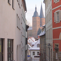 strateto kun rigardo al "Ruĝaj Pintoj", laŭdire laŭ la barbo de imperiestro Barbarosaa