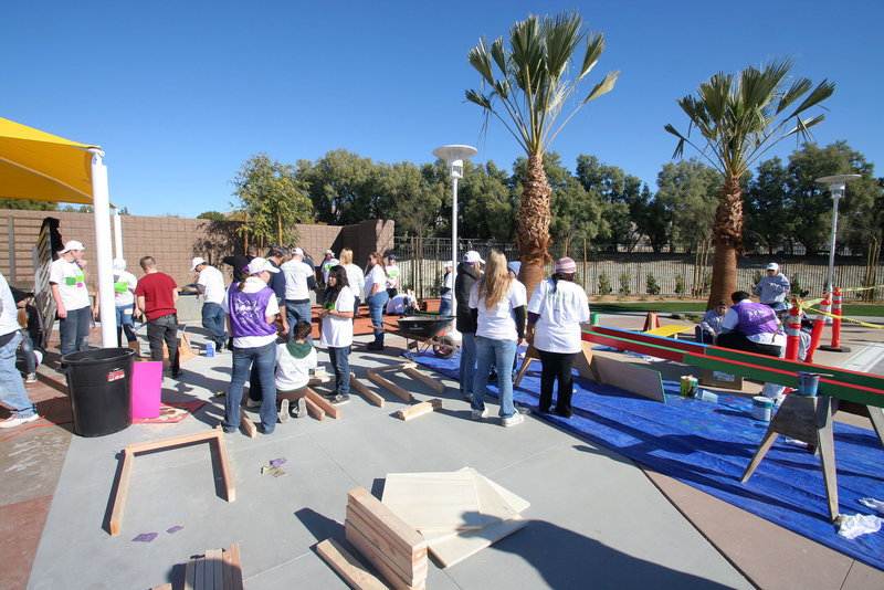 Kaboom Playground Construction (8777)