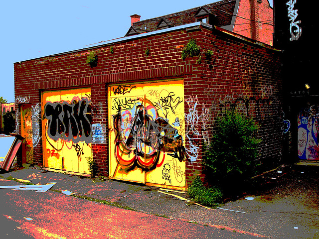 Barbouillages graffitiens intenses / Intensive colorful daubs - Version postérisée.