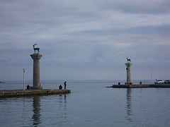 Entrée du port de Rhodes, 3