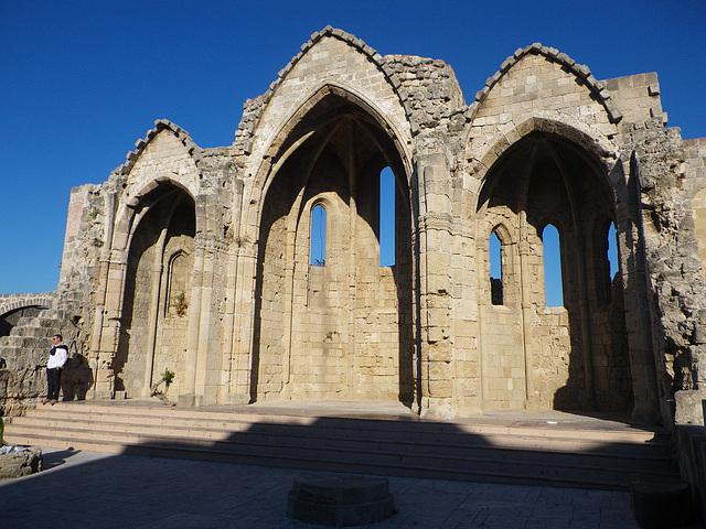 Eglise Sainte-Marie du Bourg : le choeur.