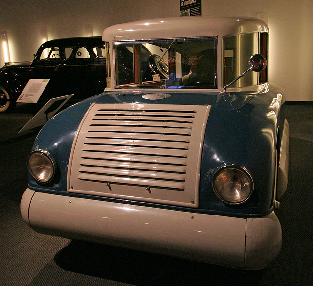 1928 Martin Aerodynamic - Petersen Automotive Museum (8145)