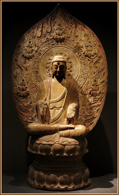 Bouddha...( musée CERNUSCHI )