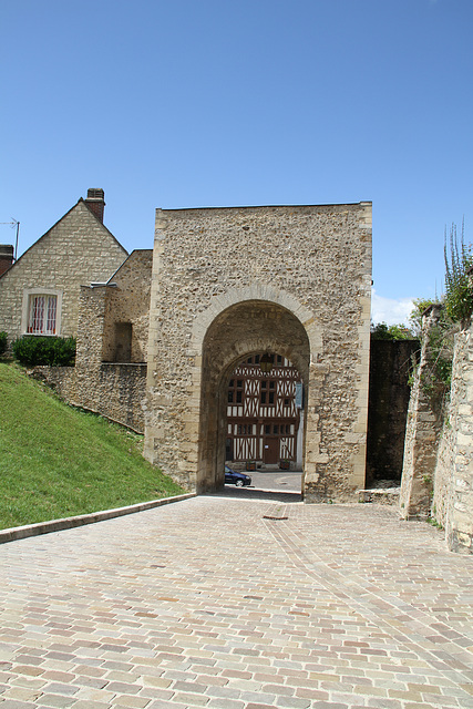 Joigny - Porte St Jean