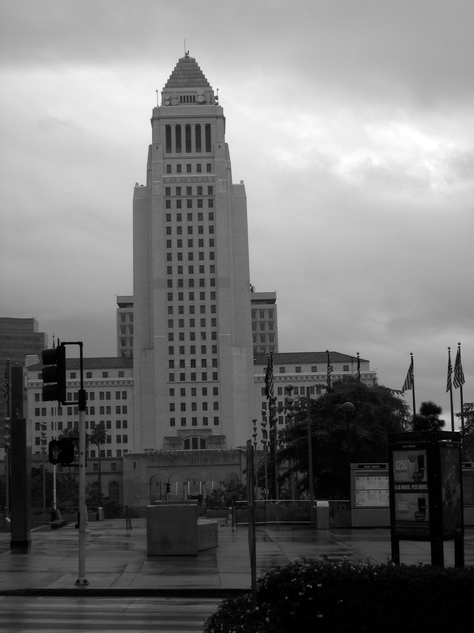 L.A. City Hall (08-17-40)