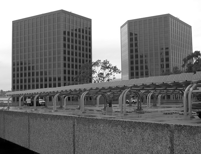 Solar Array at LADWP (08-36-12)