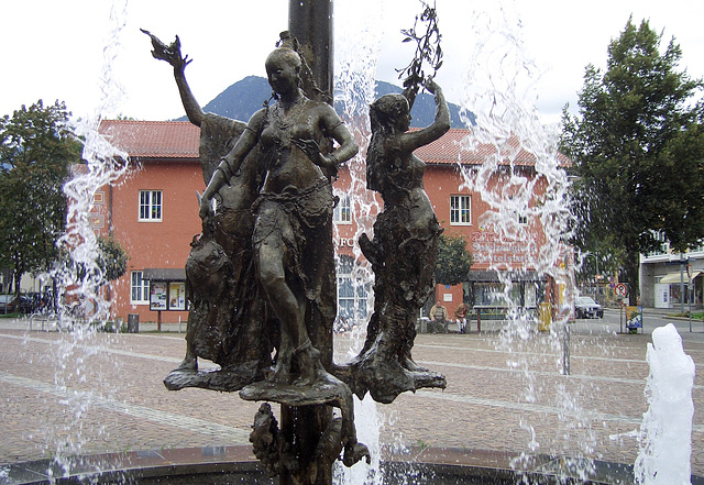 Richard-Strauß-Brunnen