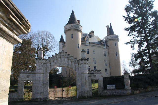 SAINT CHARTIER le Chateau