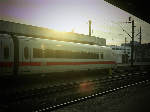 ICE im Sonnenaufgang