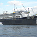 Kreuzfahrtschiff   ROTTERDAM im Dock