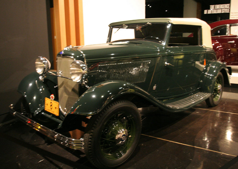 1932 Ford V8 by Pinin Farina - Petersen Automotive Museum (8062)