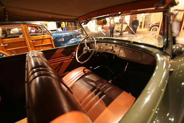 1935 Ford Phaeton - Petersen Automotive Museum (8023)