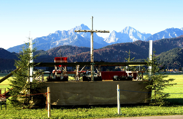 Colomansfest. Der Altar für die Feldmesse.. ©UdoSm