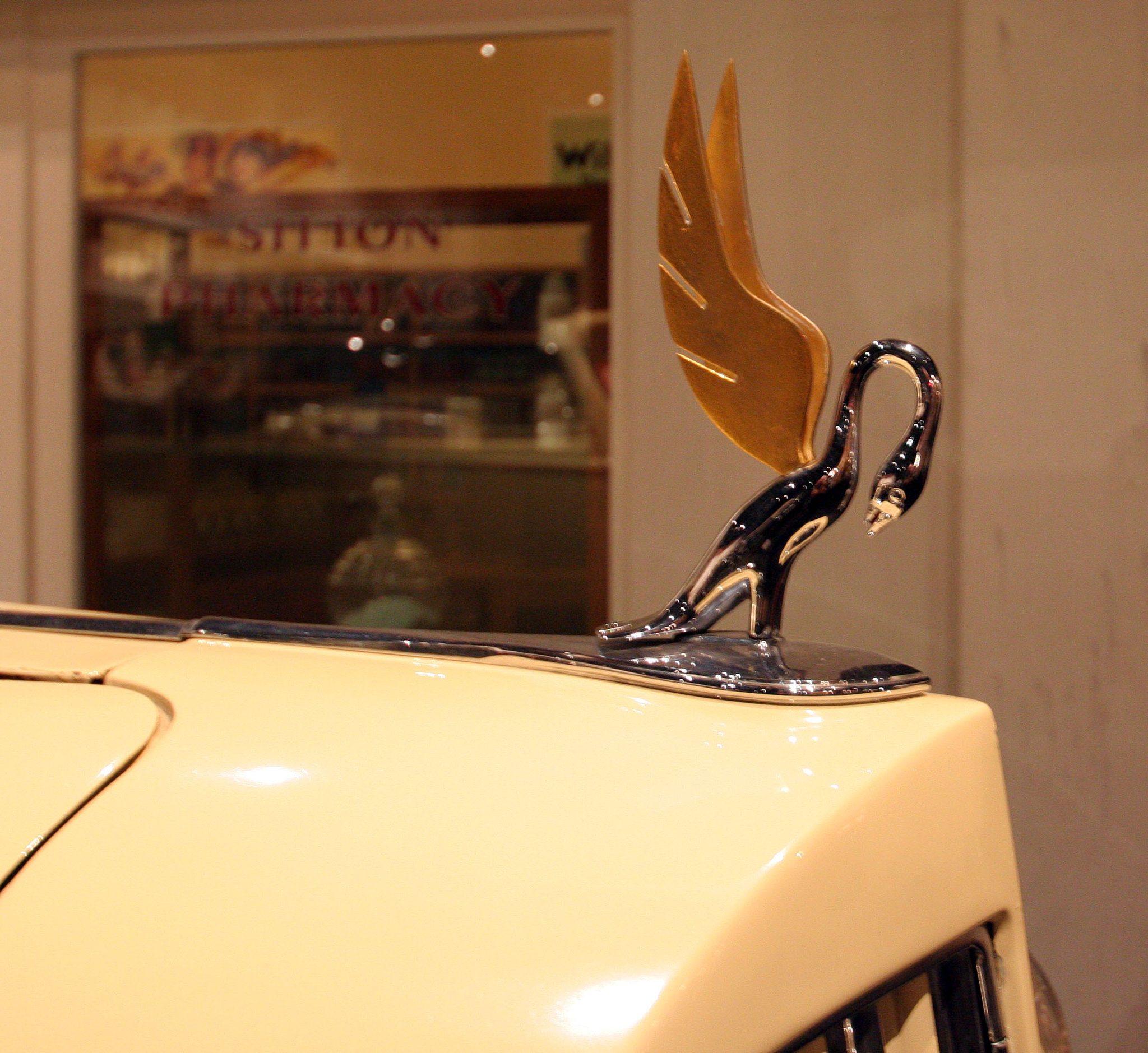 1939 Packard Super 8 Phaeton by Derham - used by Juan & Evita Peron - Petersen Automotive Museum (8009)