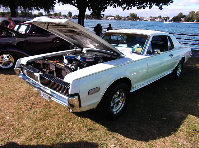 White beauty / Blancheur impeccable sur roues - 9 septembre 2012.