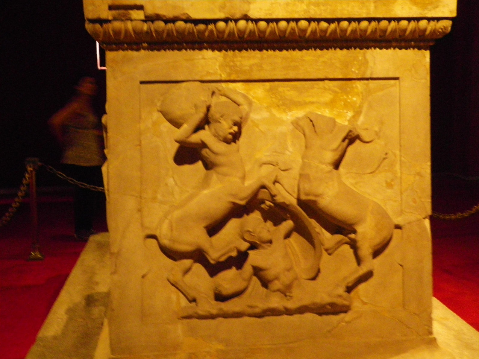 Sarcophages de Sidon 3