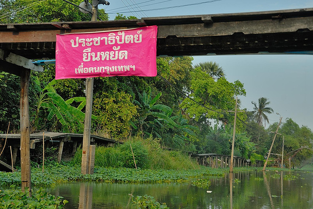 Demotratic party propaganda above Bangkoks Khlongs